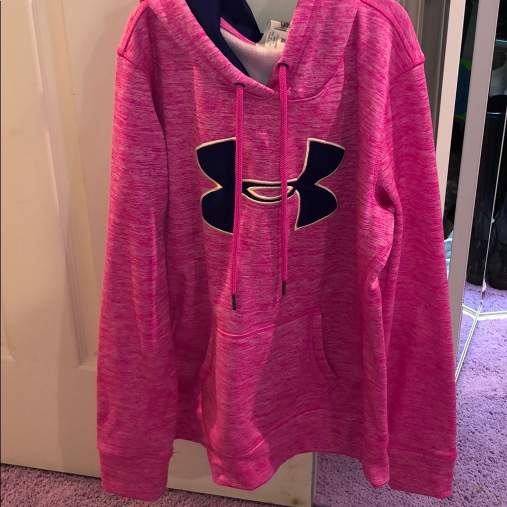 Under Armour Sweatshirt